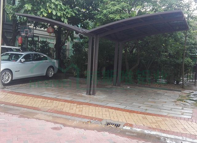 广州市番禺珊瑚弯畔悦海街8号车棚 - 谢小姐