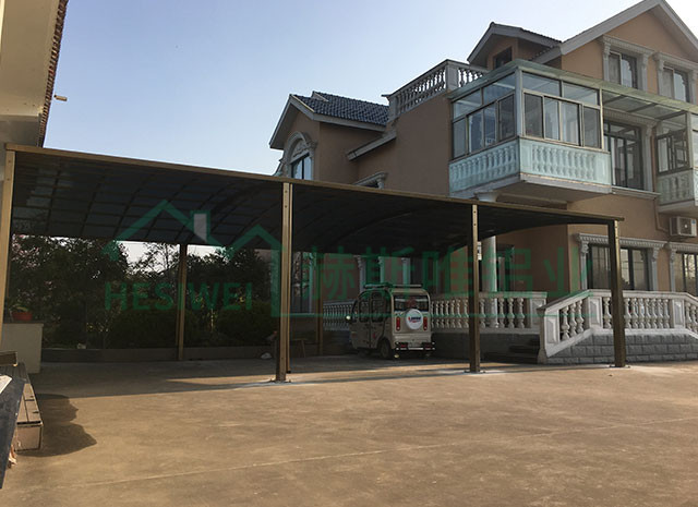 南通市启东市王鲍镇南海公路南200米车棚何先生