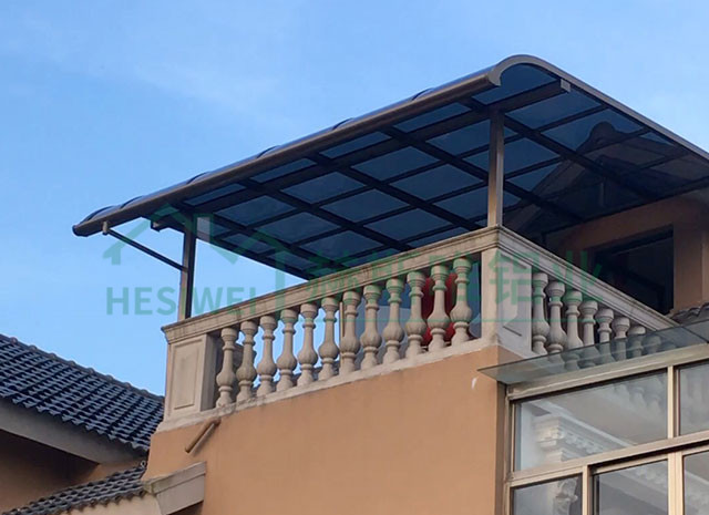 南通市启东市王鲍镇南海公路南200米车棚何先生