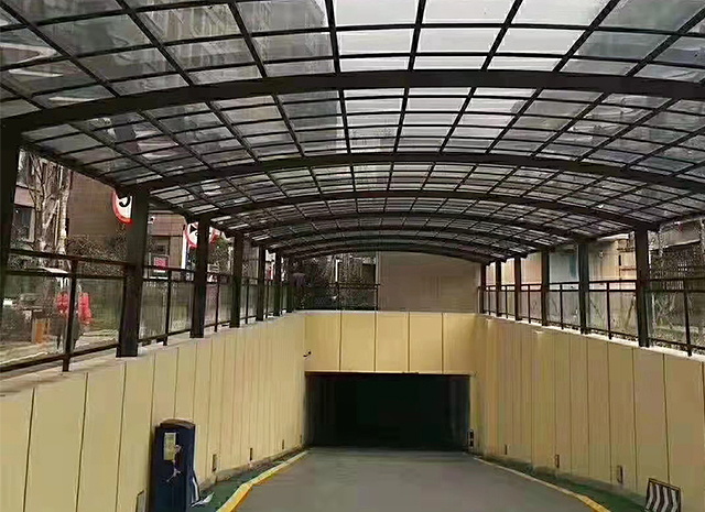 车棚